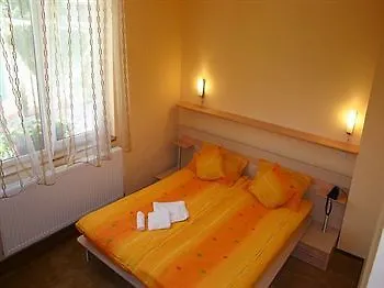 Hotell Pensiunea Suri